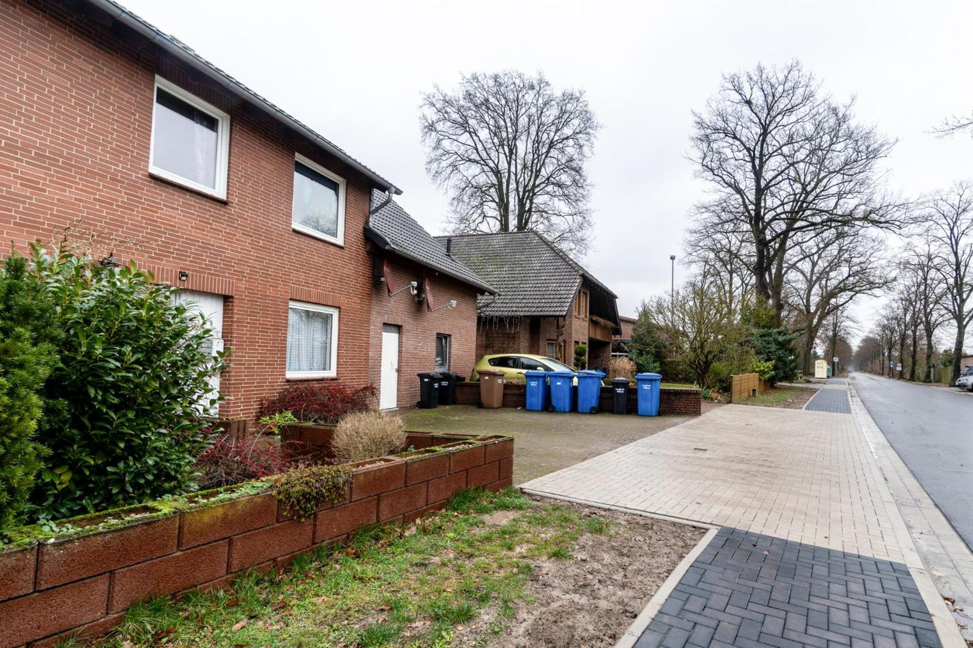 Smile Apartment Tiddische Exterior photo